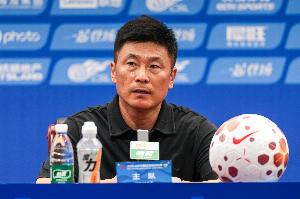 李国旭：30分钟就少一人打乱赛前部署，在高原会消耗更多体能