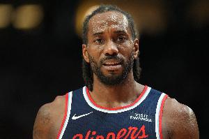 A·史密斯炮轰小卡：该开“带薪休假”大师班 70万罚款对他太轻