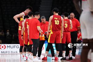 媒体人：没看这场等着看日韩 人累心也累 是这批中国男篮最好注脚