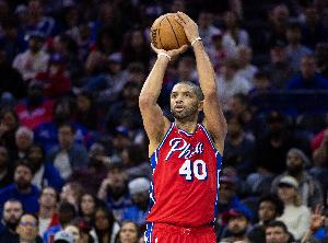 NBA官方致敬巴图姆退役：21载职业生涯&18个赛季征战NBA 恭喜