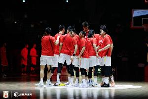 苏群：乒乓球因为饭圈影响了高水平 篮球因为水平低才有了饭圈