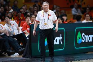 解说：中国代表团篮球项目的亚运会目标 只能下调为力争一枚奖牌