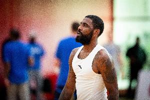 欧文：落选75大球星仍在激励我 曾主动要求基德让我打近40分钟