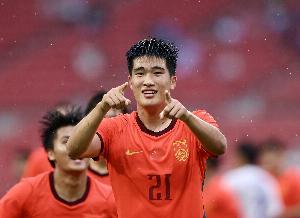 彭啸：现在还不是遗憾、难过的时候，我们需要齐心协力拿下奖牌
