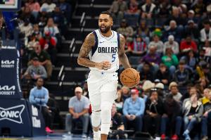 拉塞尔NBA生涯：两次效力湖人 被交易七次&当过KD维金斯交易筹码