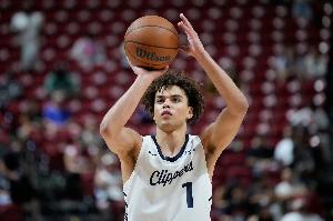 卢：我们会给5号秀瓦格勒很多持球机会 他是一个出色的挡拆球员