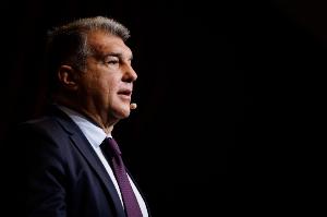 世体：拉波尔塔与切费林和纳赛尔会面，希望进入EFC理事会