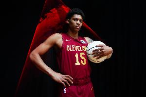 米利克·托马斯谈适应NBA：这里节奏非常快 决策需更果断