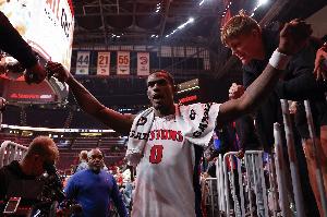 杜伦：这次经历让我更懂NBA生意的一面 没理由因谈很多钱而生气