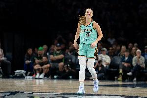 WNBA季后赛半决赛G1：自由人82-92不敌梦想 约内斯库27分 韩旭3分