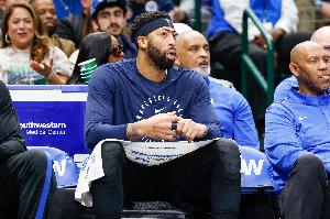 奇才记者：富保罗正为浓眉试探市场 但NBA没有球队愿给他顶薪