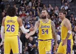 东契奇：湖人新阵容深度非常出色 这在季后赛尤为重要