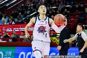 鲁媒：高诗岩仍处康复阶段 确实可能缺席联赛第一阶段