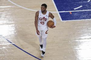 米切尔：NBA各种防守我都见过 关键不在于见没见过而是如何破解
