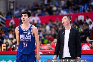 媒体人：青岛补充了很好的即战力 新赛季争取打进季后赛第二轮