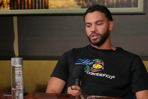 雷霆米切尔：刚到队以为能防住卡森·华莱士 结果1个回合都防不住