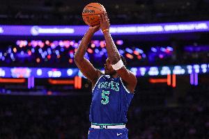 乔·约翰逊：如果爱德华兹保持健康 他有可能成为MVP