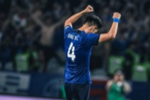 伤愈复出！蒋圣龙：312天，我终于重新踏上赛场去奔跑去战斗！