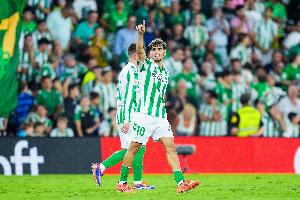 阿斯：阿布德对巴萨表现抢眼，他是下半场贝蒂斯再次建功的关键