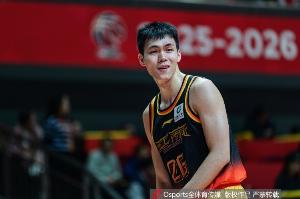 状态出色！庞峥麟半场10中5拿下13分1篮板2助攻