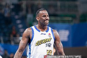 北京男篮外援桑普森伤情问题不大 球队保险起见让他充分休息